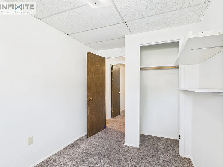 323 N 16th Ave — Photo 14
