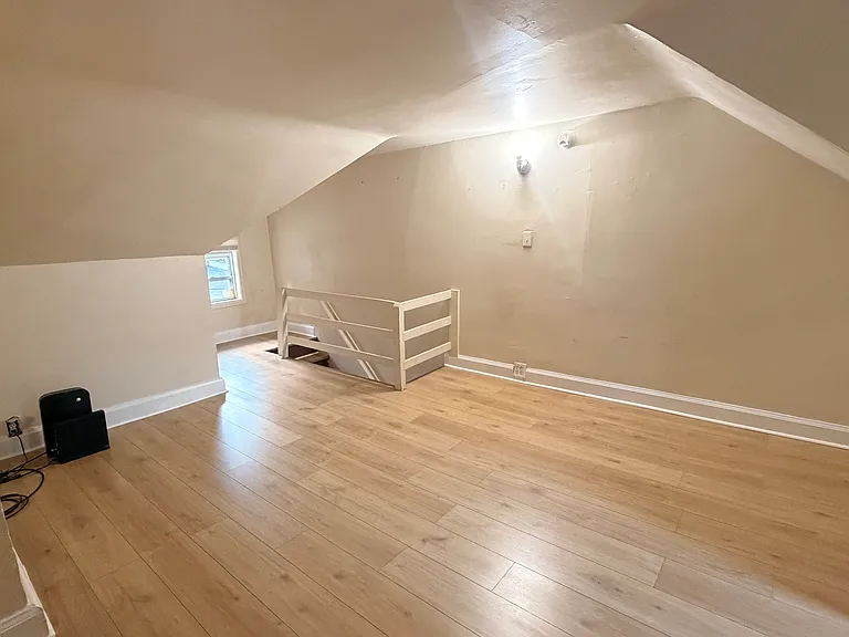 117 Walnut St #2 — Photo 10