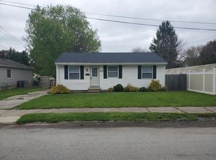 2219 Pershing St, South Bend, IN 46628