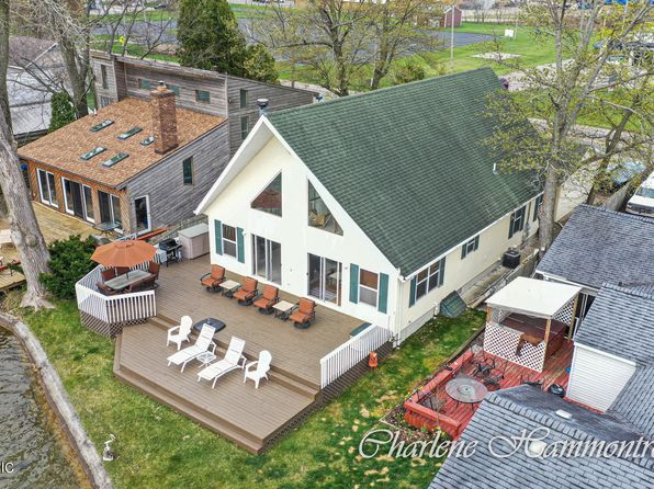 Gun Lake Mi Real Estate 34 Homes For Sale Zillow