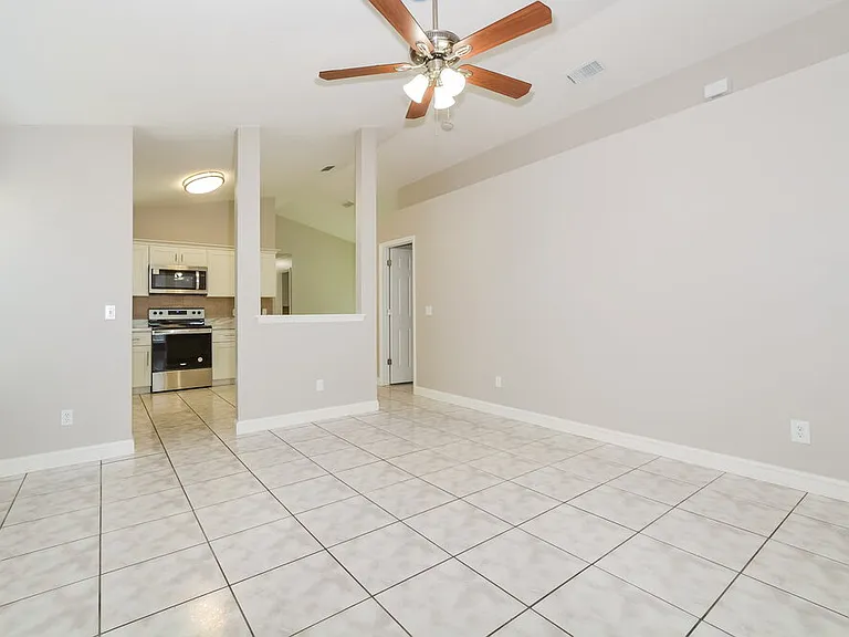 9599 Lupine Ave — Photo 8