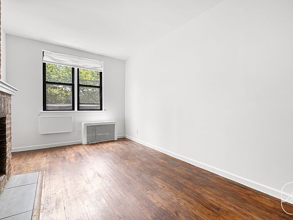 4th image of 307 W 29th St APT 3B