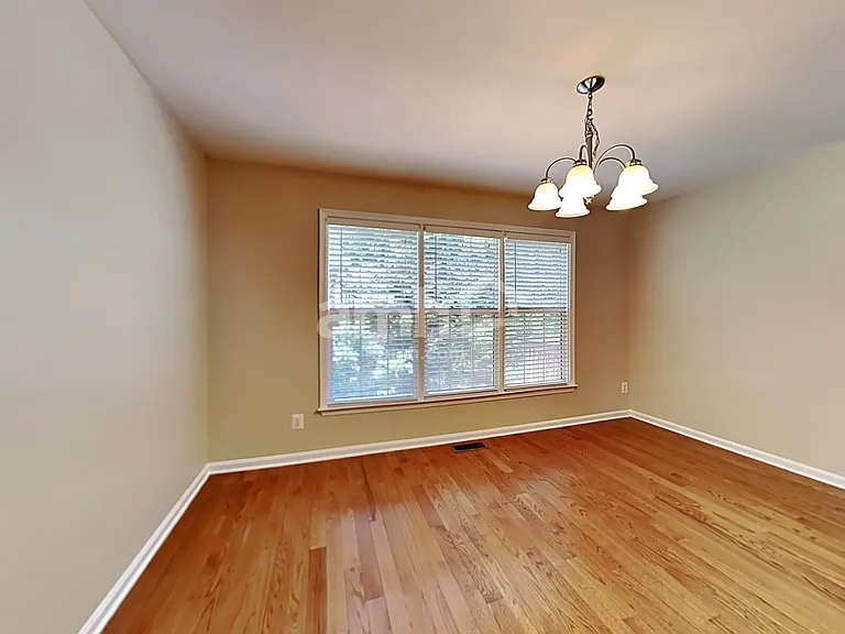 601 Shiretown Ln — Photo 5