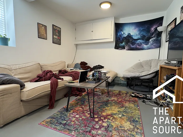 2049 N Bingham St #G — Photo 4