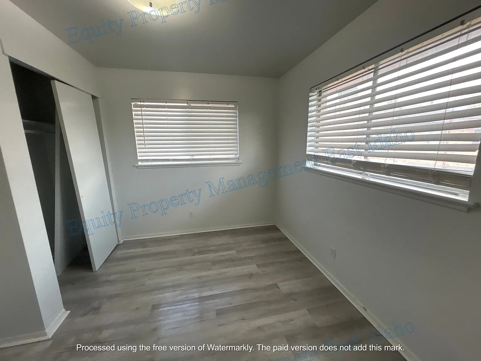 ID - 1070 McKinley Ave - LB - 13 — Photo 3