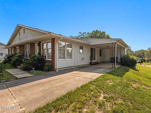 43 Sycamore Road #B, Manahawkin, NJ 08050