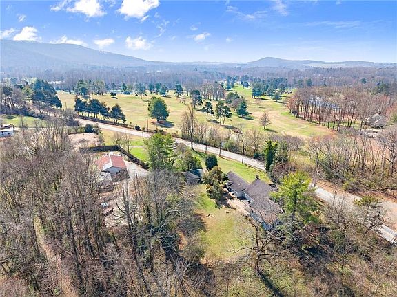 5th image of 111 Skitts Mountain Rd