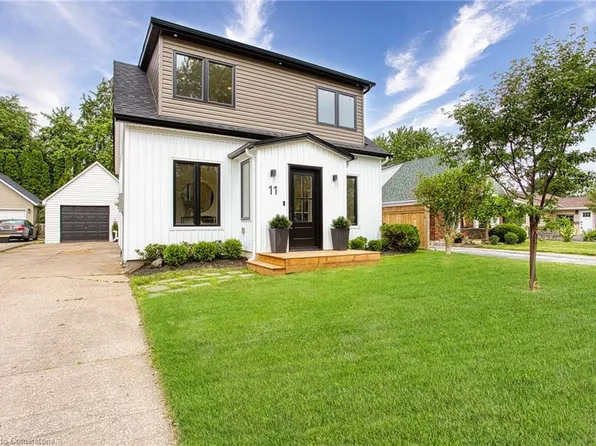 11 Nelles Rd N, Grimsby, ON L3M 2Z5