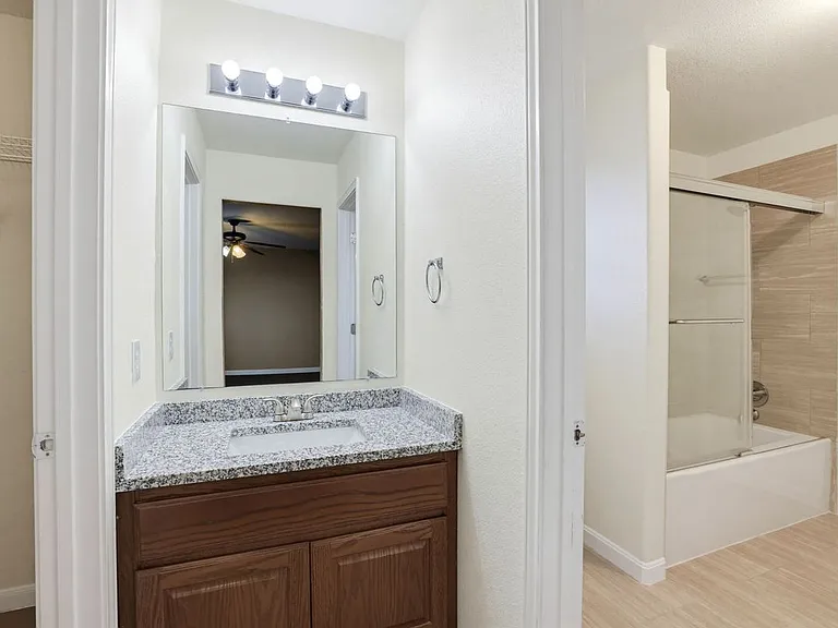 3415 Highline Trl — Photo 12