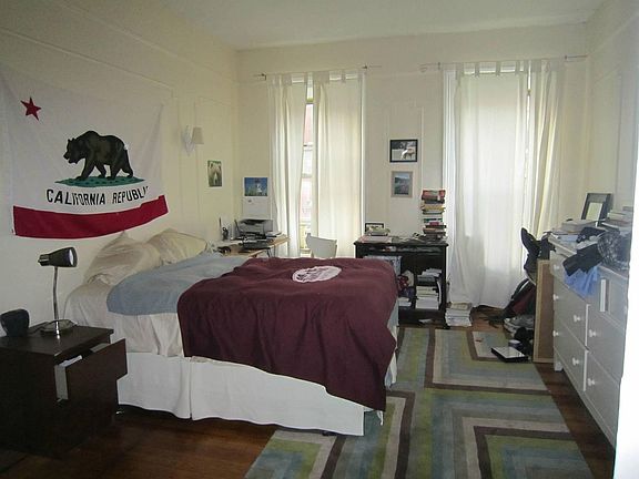 3rd image of 961 1st Ave #5C