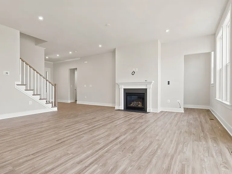 625 Lipizzan Dr SW — Photo 6
