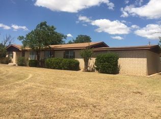 600 Golf Course Rd, Hamlin, TX 79520