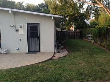 2nd image of 275 Ravenscroft Dr