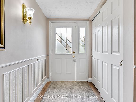 2nd image of 8 Blue Spruce Ct