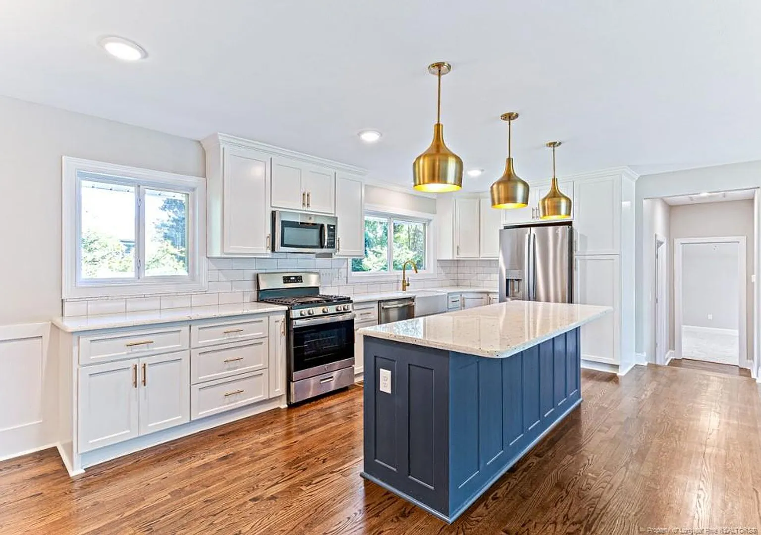 315 Westview Drive (Occupied-Showings By Appointment Only) — Photo 2