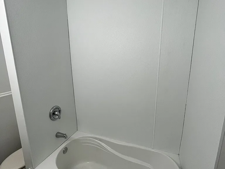 45 Ontario Ave #2 — Photo 4