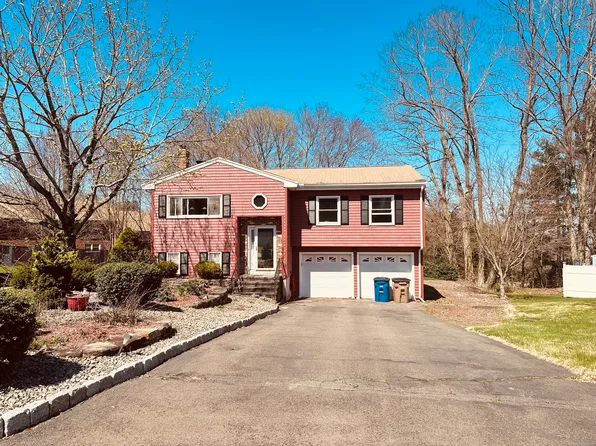 24 Eric Circle, Vernon, CT 06066