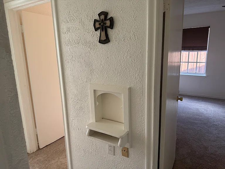 1807 Highland St — Photo 8