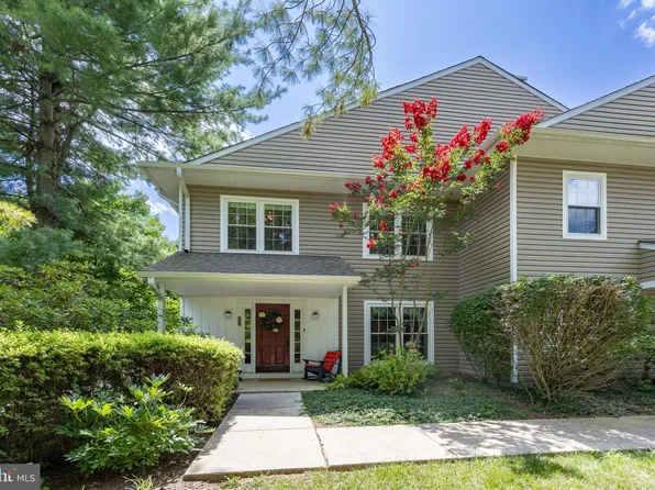 148 Kingswood Ct #148, Glen Mills, PA 19342