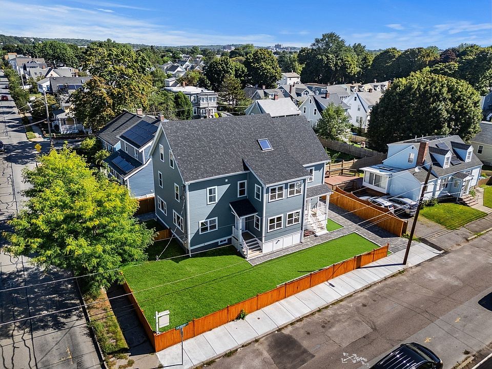 1st image of 49 Spring St #49