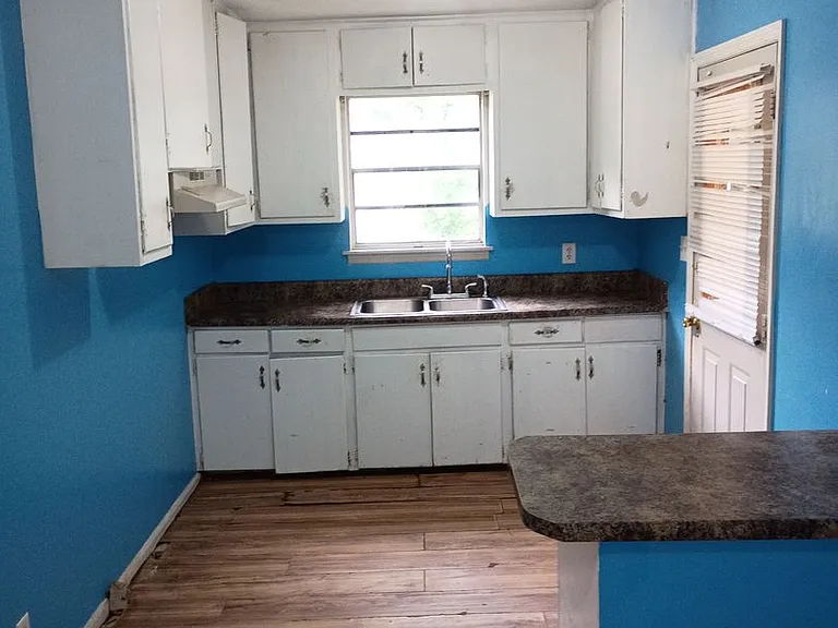 508 Mitchell Ave — Photo 8
