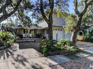 109 Live Oak Dr, Wrightsville Beach, NC 28480