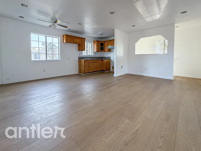 7689 S Main St #M1 — Photo 1