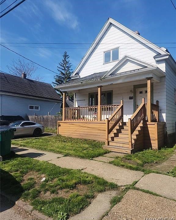1st image of 126 Peck St