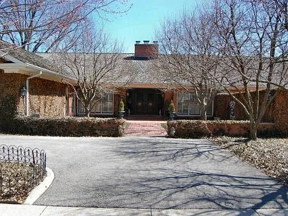 333 S River Ln photo 1