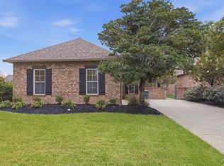 6105 W Azalea Dr, Lake Charles, LA 70605