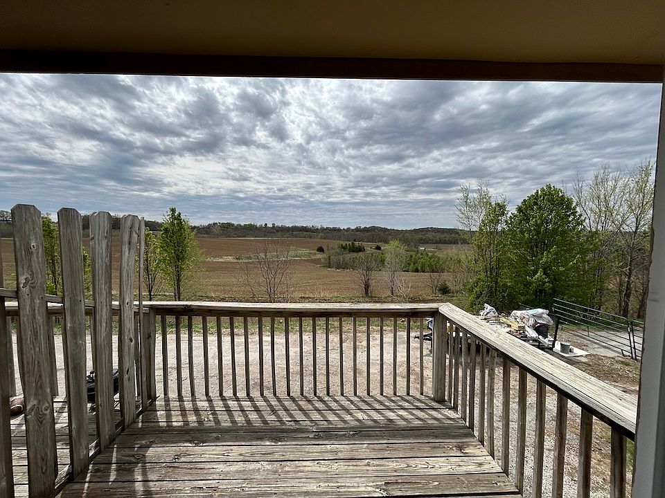 Upstairs deck overlooking beautiful pasture.