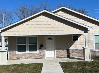 1920 SW Buchanan St, Topeka, KS 66604