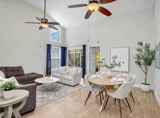 1492 La Petite Ct, Naples, FL 34104