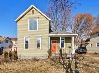 155 W 15th St, Holland, MI 49423