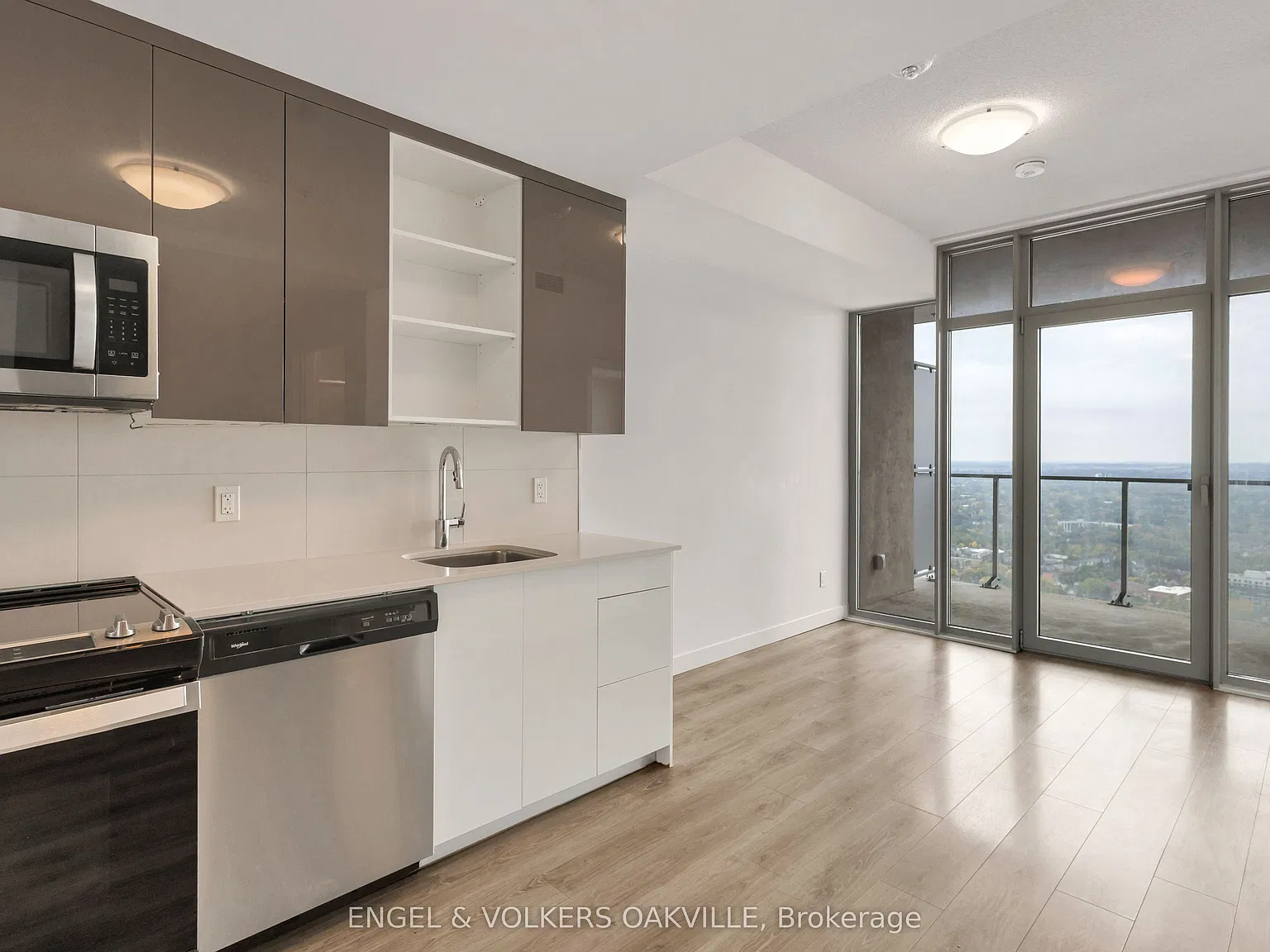 2 bed, $1,850 — Photo 2