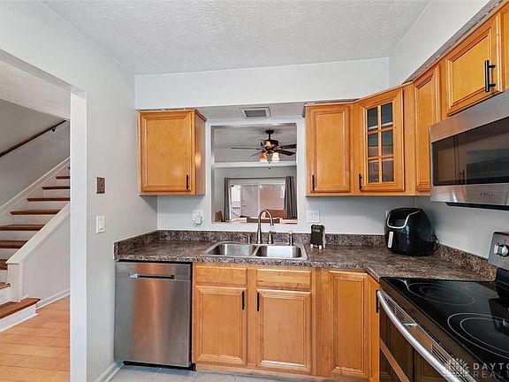 3rd image of 4548 Shawnray Dr APT 105