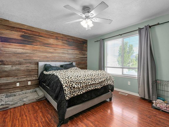 Primary Bed