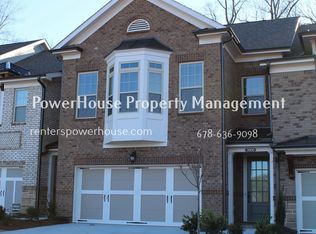 3900 Glenview Club Ln, Duluth, GA 30097