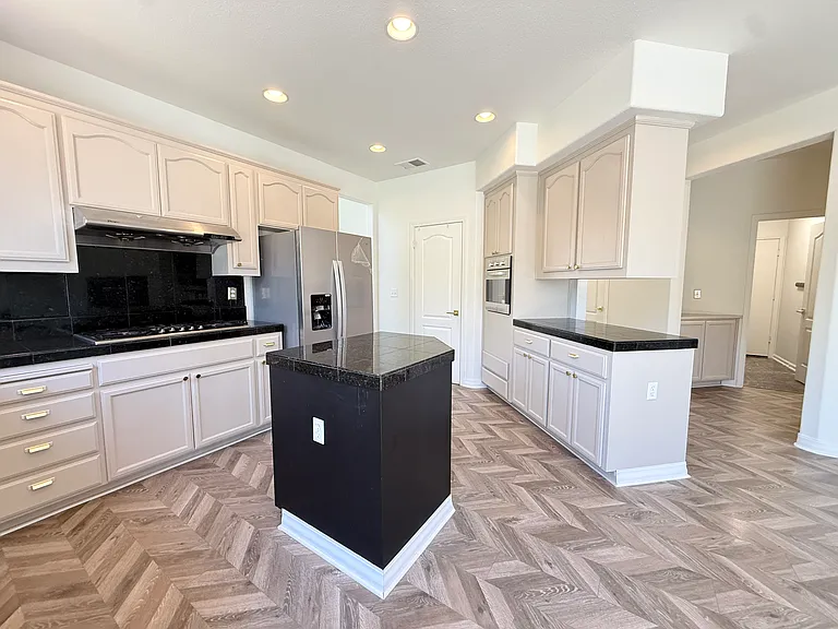 34469 Valley Oaks Loop — Photo 6