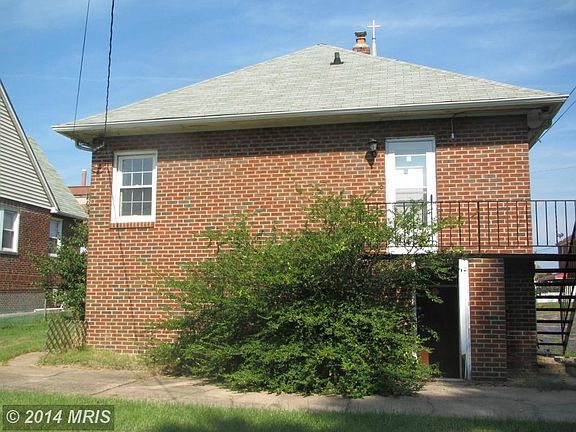 2nd image of 6735 Youngstown Ave