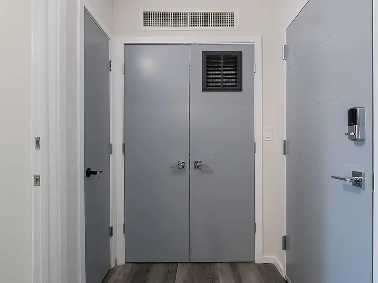44West — Photo 12