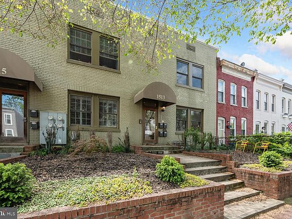 2nd image of 1513 Constitution Ave NE APT 1