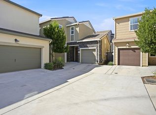 1827 Silver Almond Ln, Sacramento, CA 95834