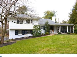 1706 Golf Rd, Reading, PA 19601