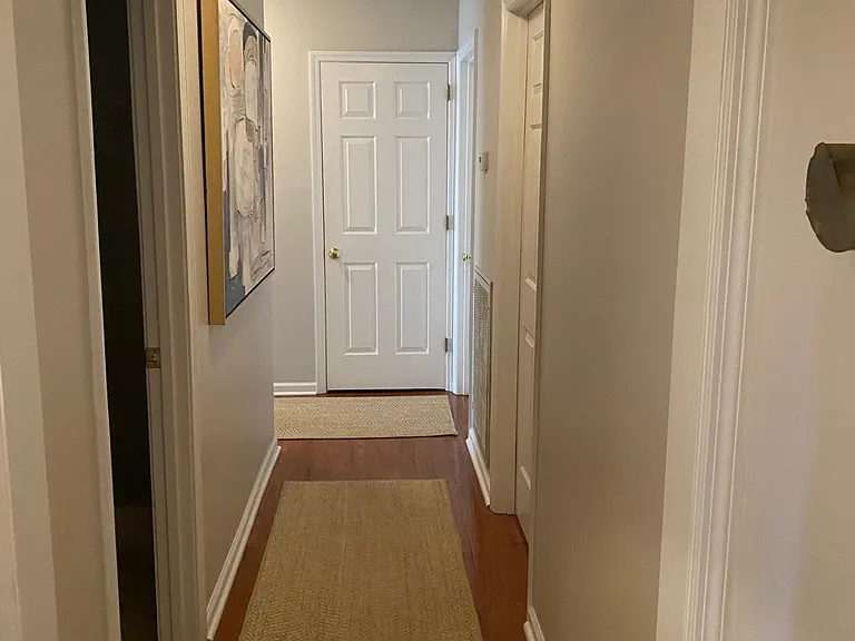 1112 Brandon Dr — Photo 5