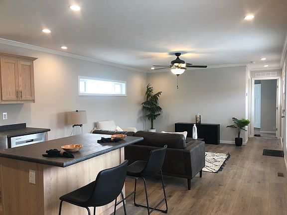 2nd image of 1329 Dorre Dr #203