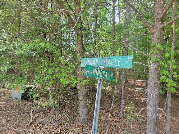 2nd image of 44 Sugar Maple Rd