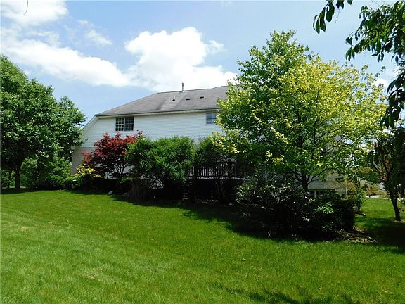 4th image of 14477 Brookfield Dr