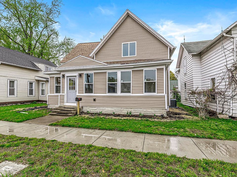 221 W Plymouth St, Bremen, IN 46506 | Zillow