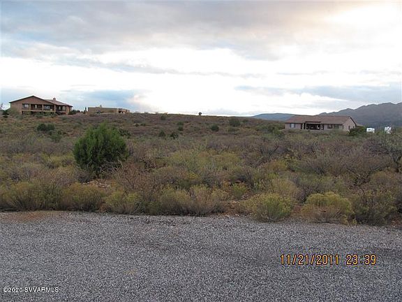3rd image of 705 E Las Conchas Dr